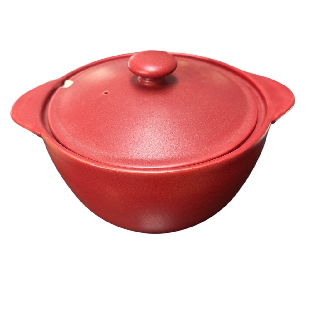 Noritake 2-Quart‎ Colorwave Covered Casserole Dish Raspberry